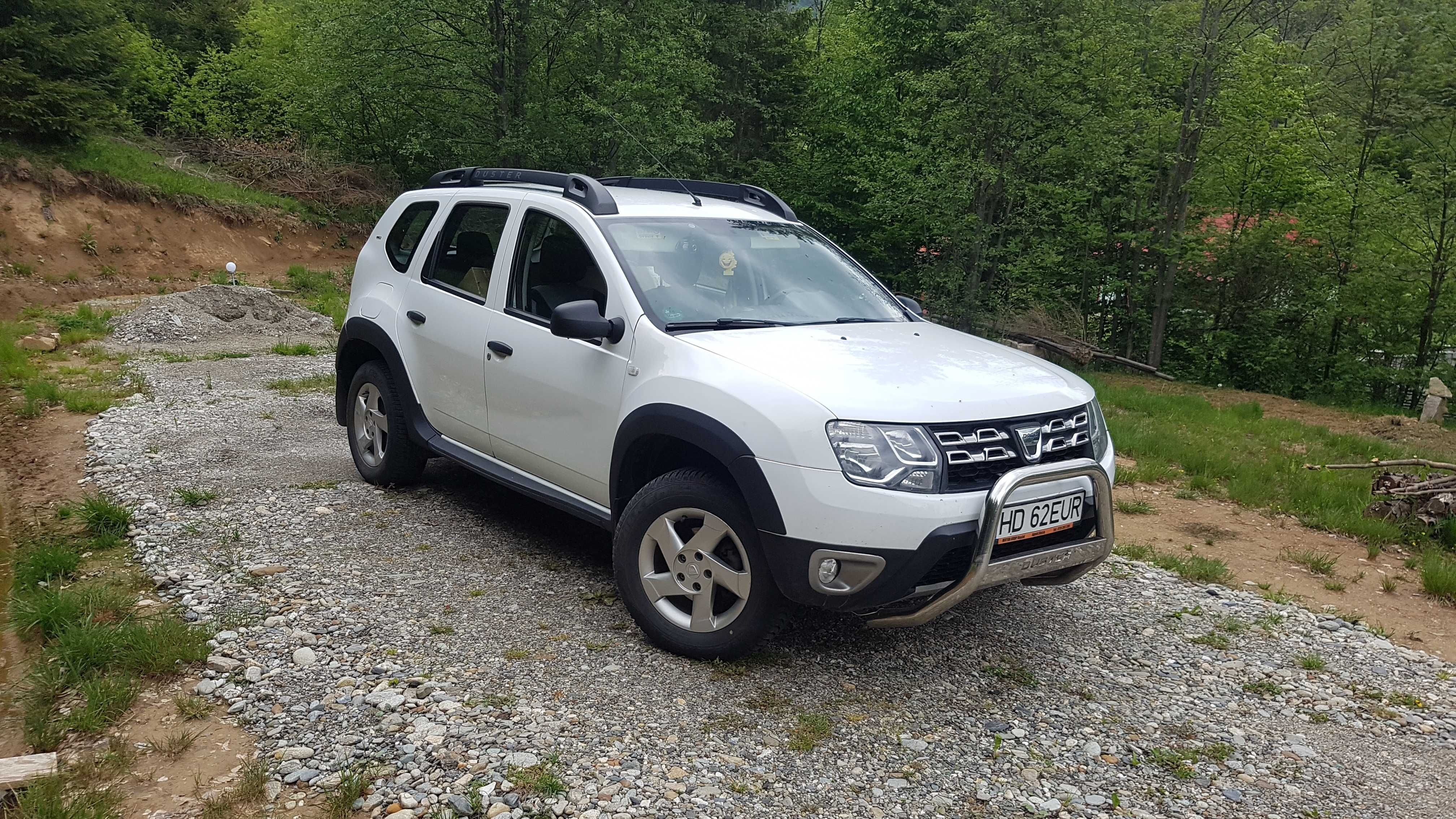 Vand Duster 4x4, 1.6 SCe benzina fara turbo, 115CP 132000 km , 2017