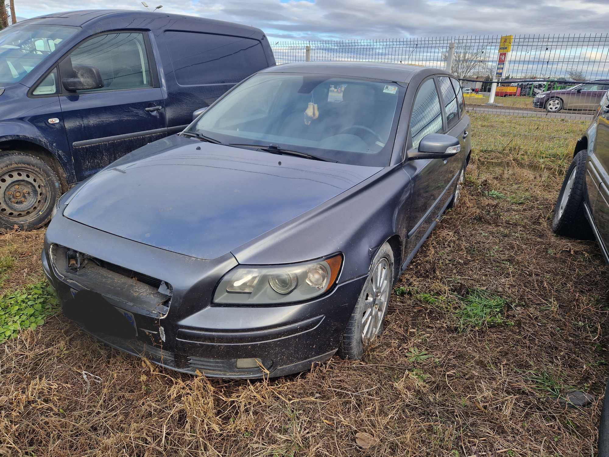 Dezmembrez Volvo V50 1.6 diesel 2006