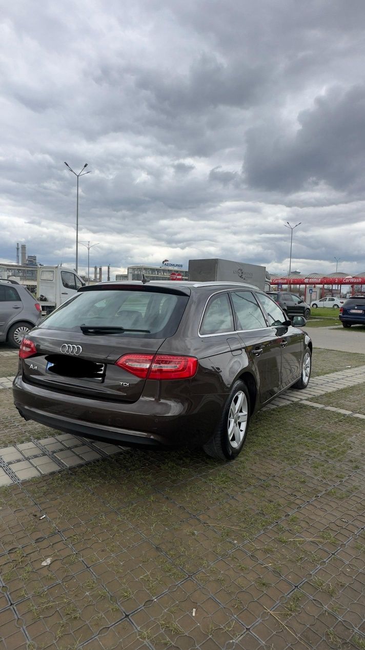 Vand audi A4 2013