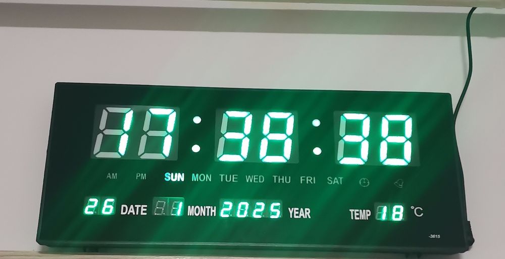 Ceas led de perete elegant, 36X15 CM