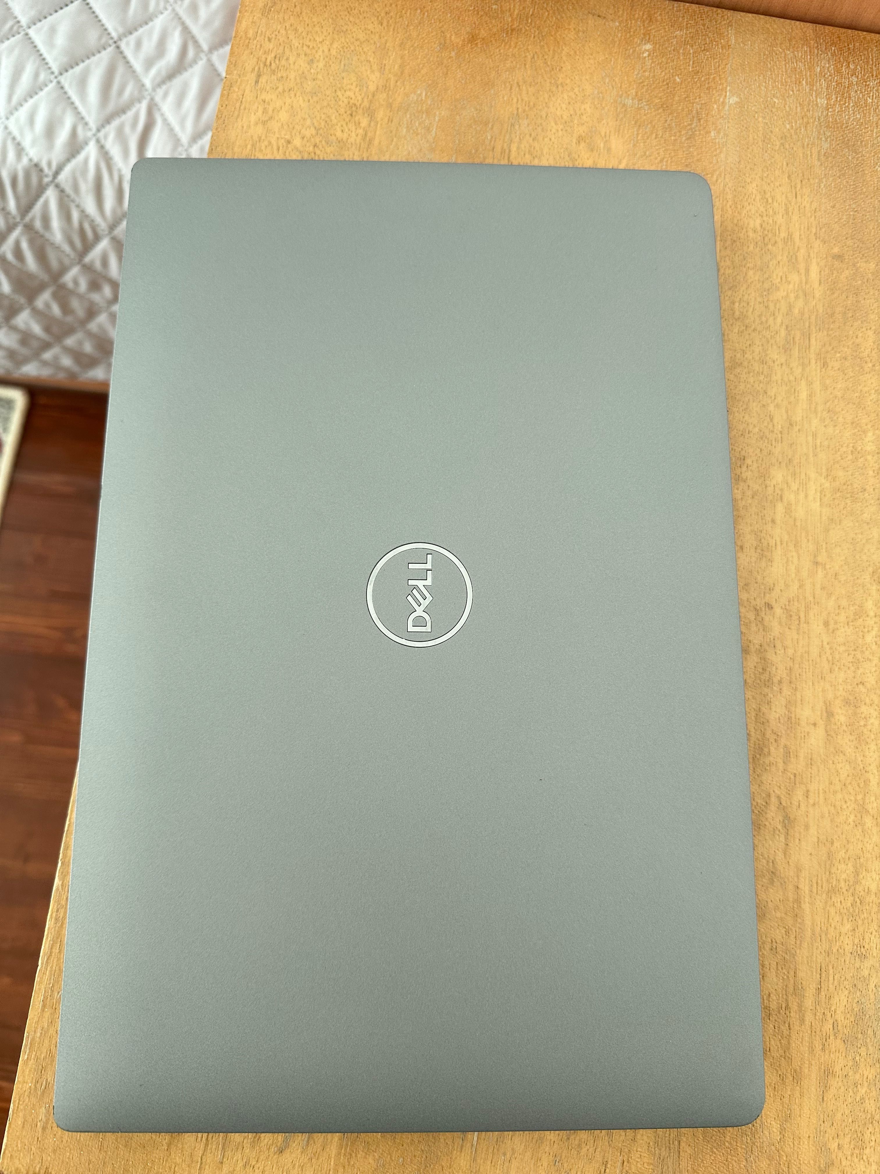 Dell Latitude 5420 14" Laptop (Intel i5-1145G7 32GB) touch screen