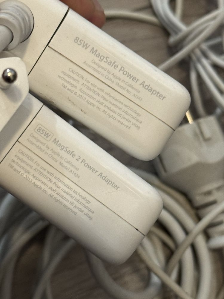 Incarcatoare originale macbook magsafe 1 si 2 de 85W