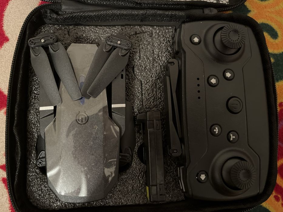 Продам квадракоптер дрон