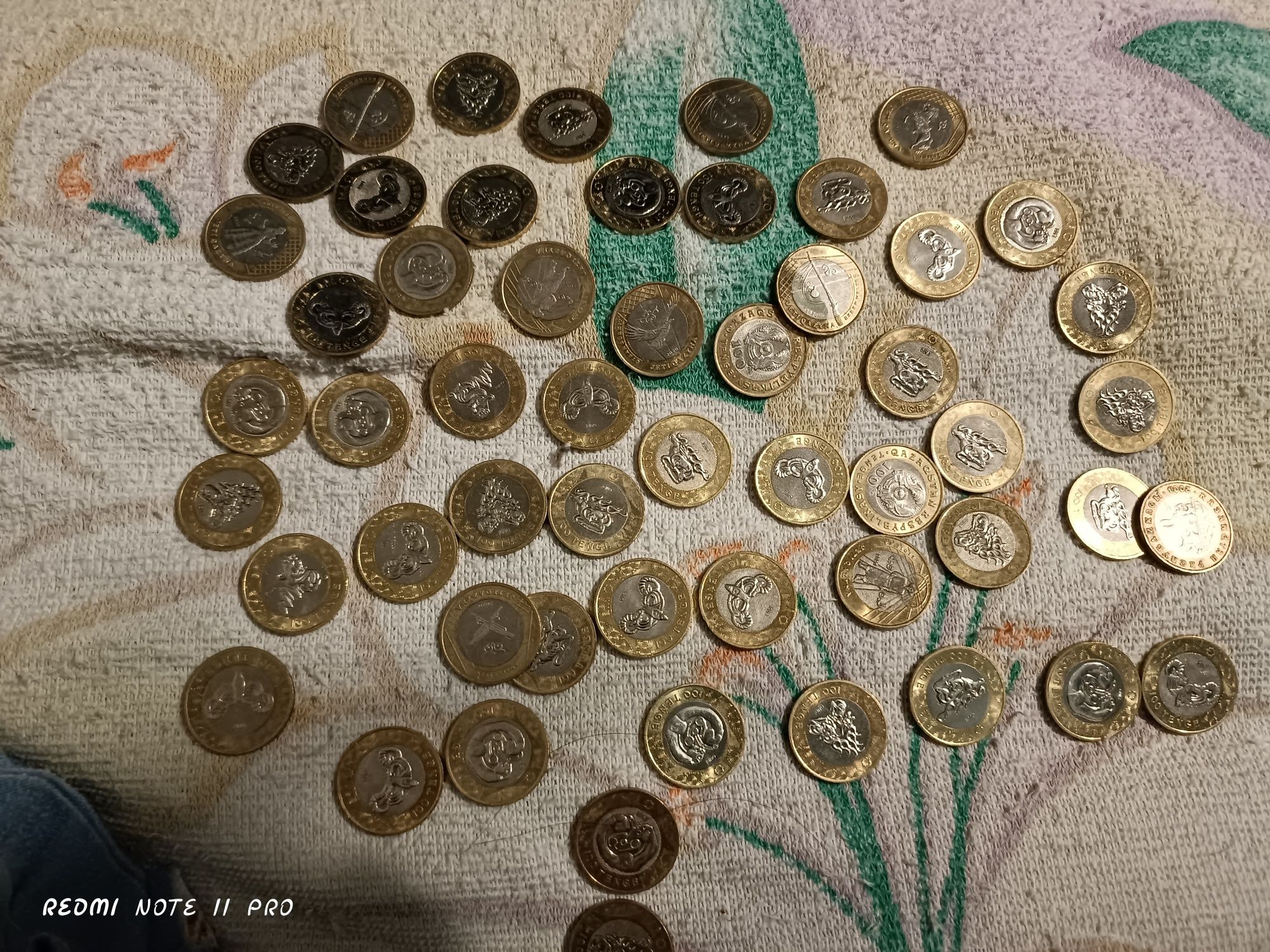 Продам коллекционные монетыЯ