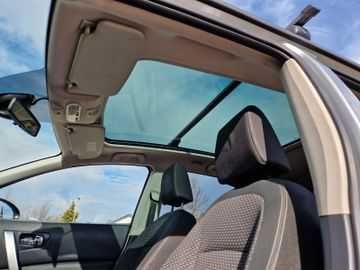 Vând Nissan Qasqai+2