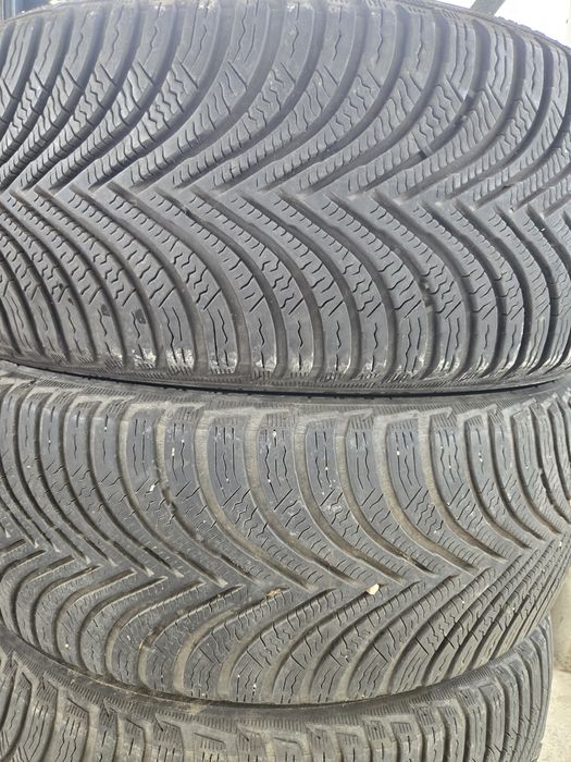 4 бр. Зимни гуми 215.60.16 MICHELIN