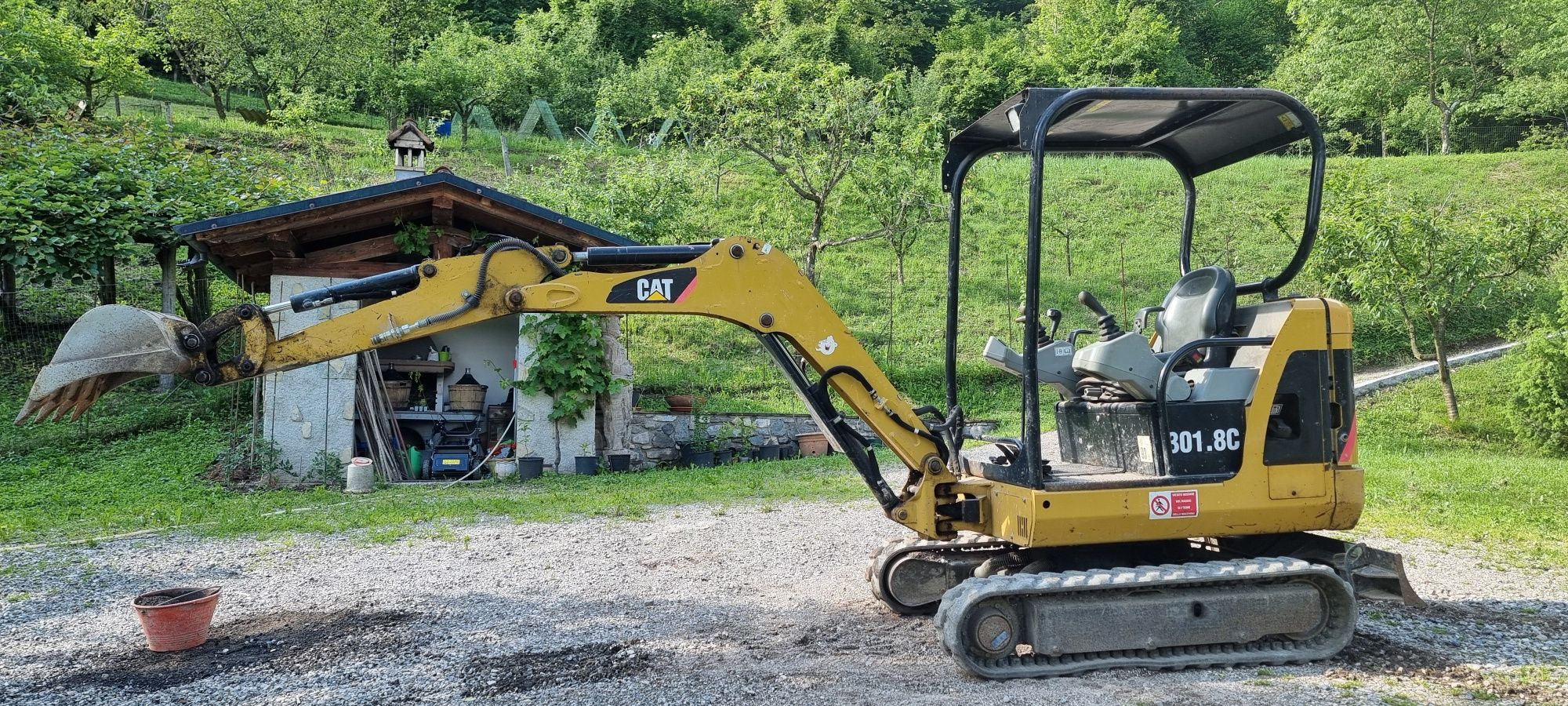 Miniexcavator CATERPILLAR 301.8C  mini excavator