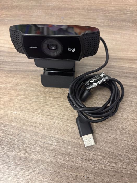 Продам камеру logitech c 922