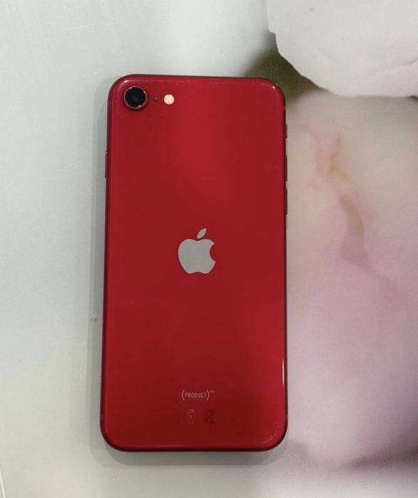 iPhone SE торг есть