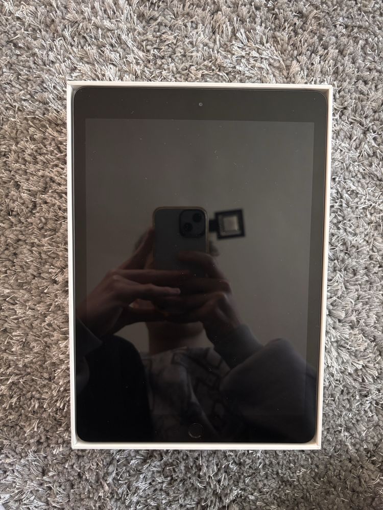 Vand tableta iPad 7 - 32GB