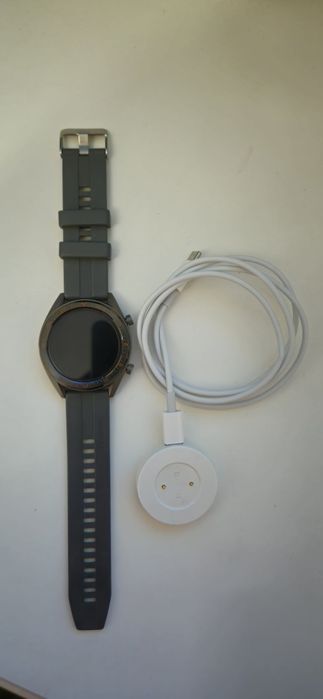 Vând ceas huawei gt2