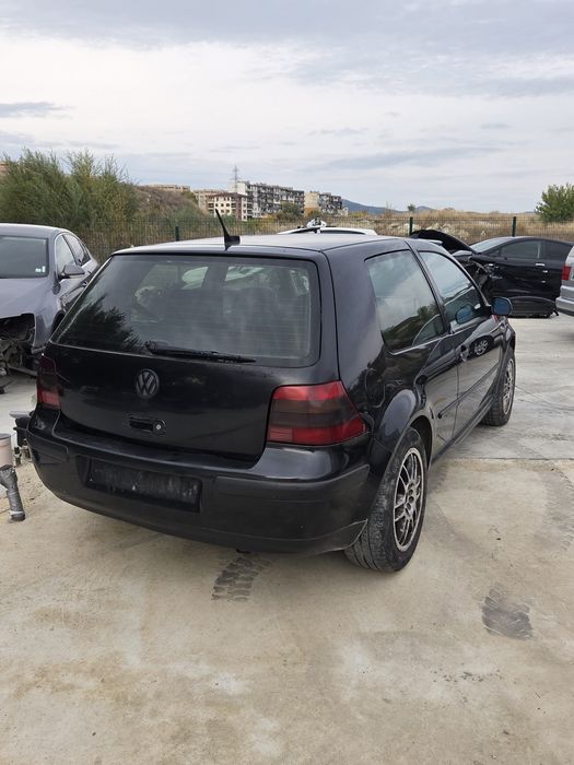 Volkswage Golf 4 1.9 116кс. (НА ЧАСТИ)