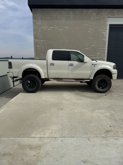 Lincoln mark lt V8 by ford f150