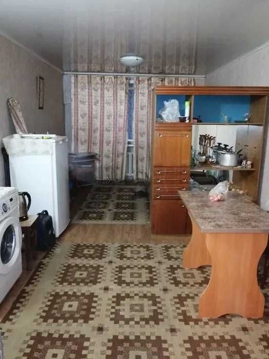 Комната в Общежитии. С мебелью и техникой. Вода Заведена.  5.750  Торг