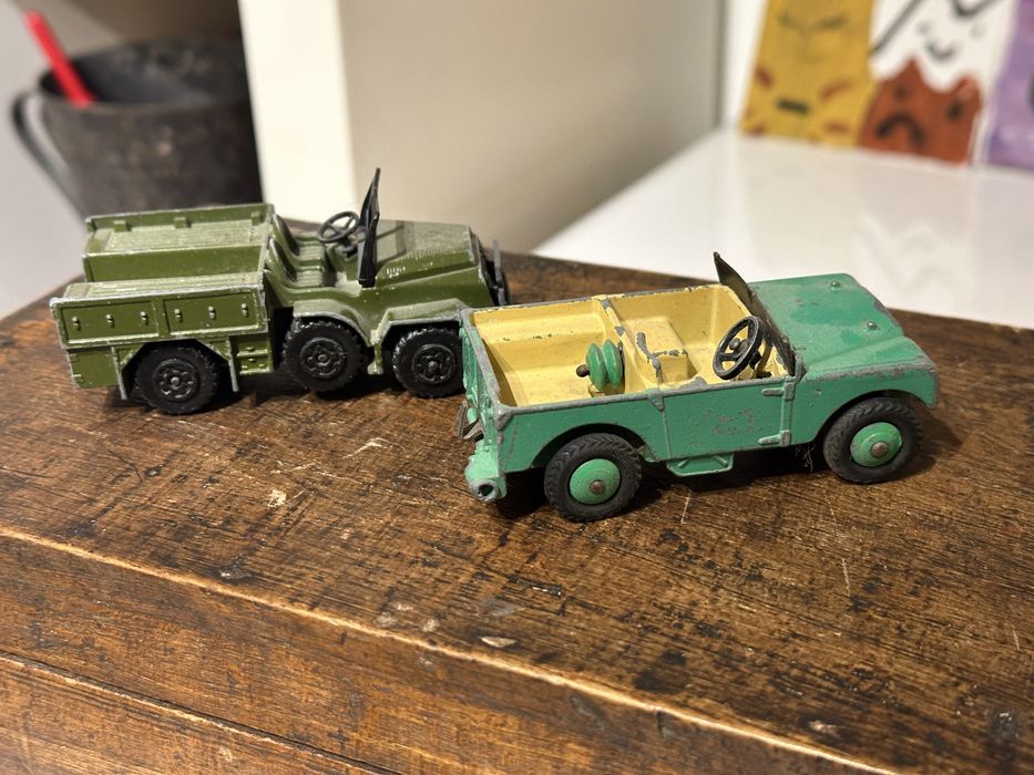 Masinute jucarie militare jeep land rover matchbox battle