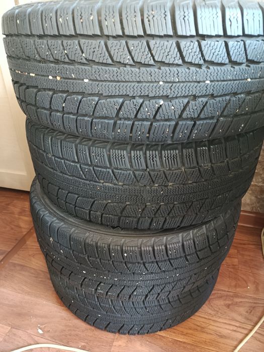 Продам зимние шины