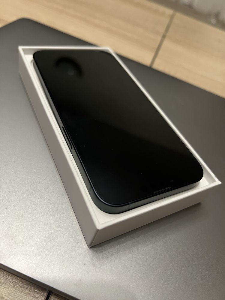 ***ЧИСТО НОВ*** IPHONE 13 128GB 100% батерия