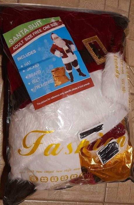 costum mos craciun nou