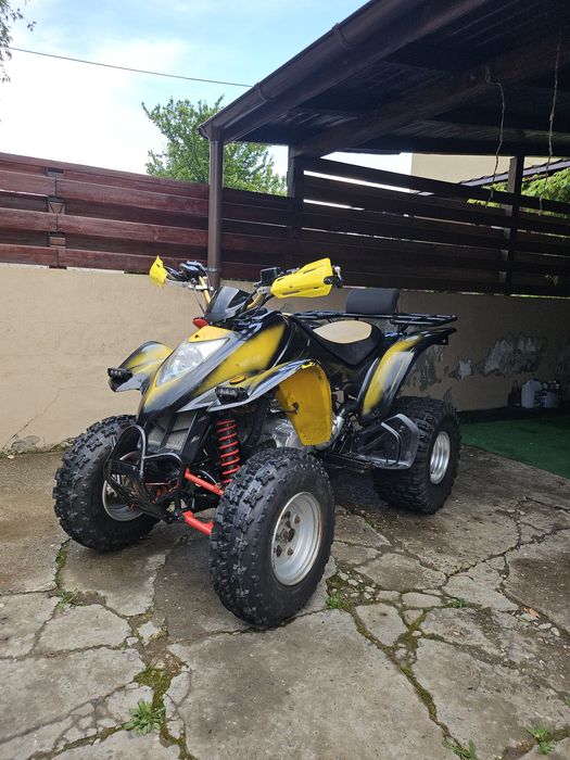 Vând kymco kxr250cc