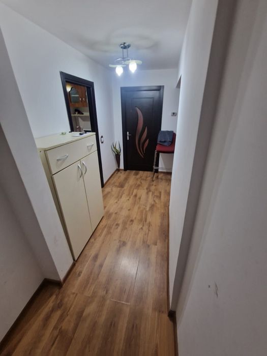 Apartament 3 camere decomandate 65 m2 utilat