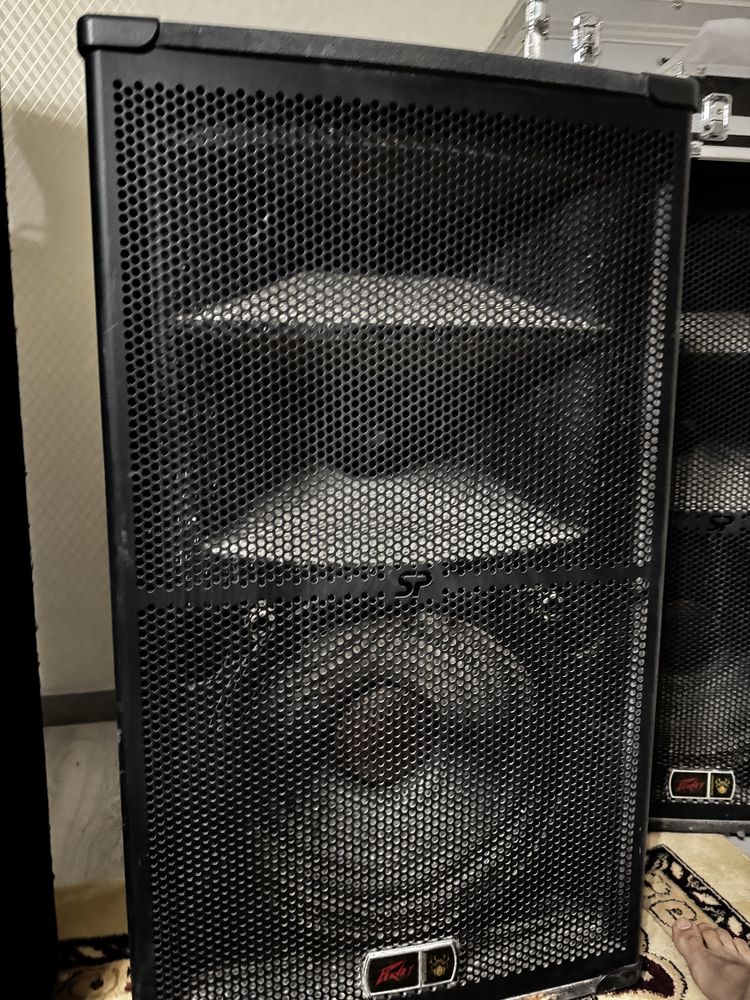 Сабвуфер Peavey SP3