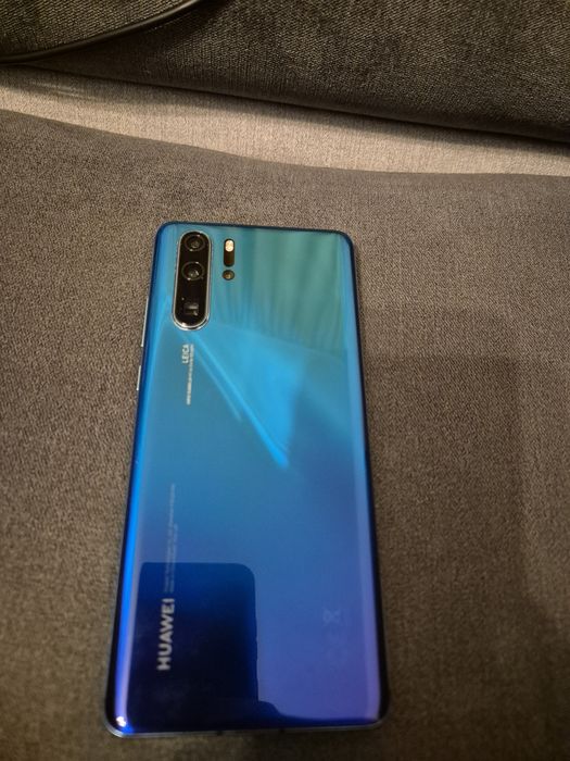 Vând Huawei P30 Pro
