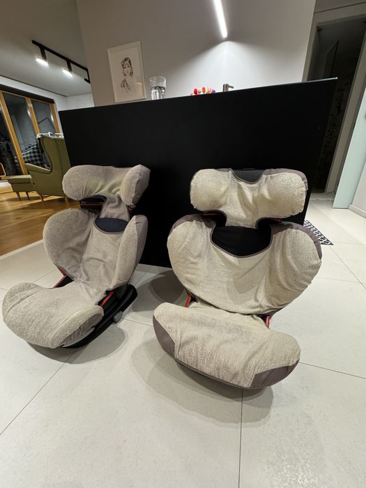 Maxi-Cosi 2бр. столчета за кола
