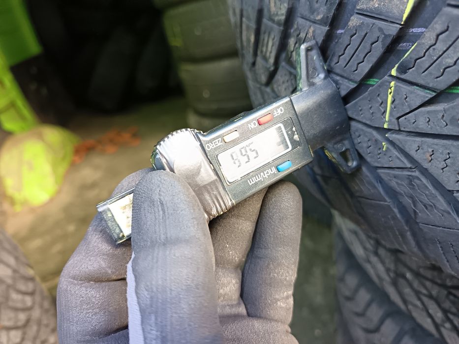 Anvelope MS iarna 195 65 15 continental 2021 5. 5mm