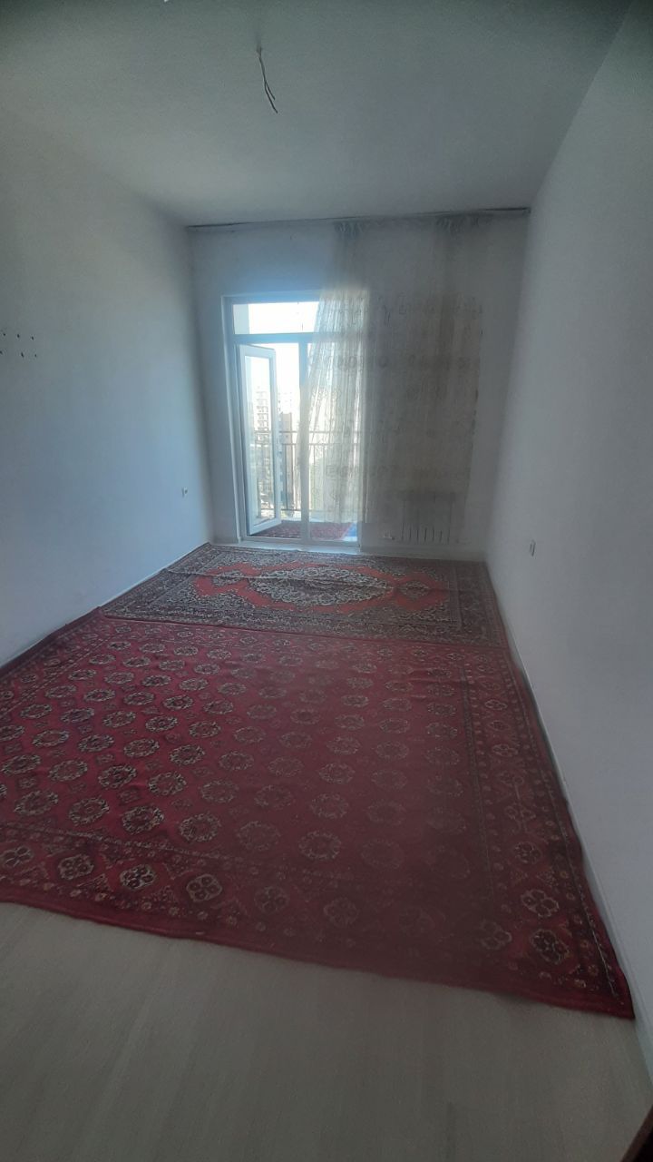 4mln ga yangi darxondan 2 xonali uy beriladi.Makler haqqi 50$ .Faqat o