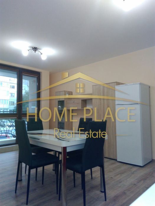 Дава се под наем Двустаен апартамент в Варна, Цветен квартал - 60 кв.м за 561 € - Снимка #2