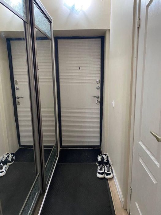 Сдается срочно двухкомнатная квартира яшнабадский район