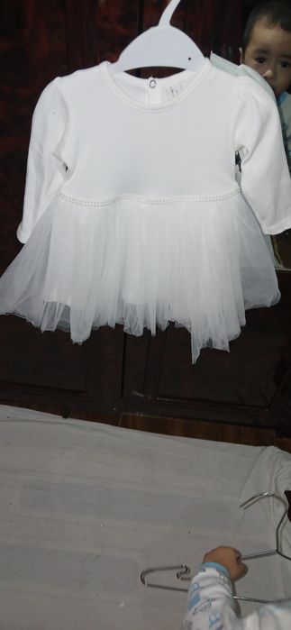 Продам тёплые платье для новорождённого девочек