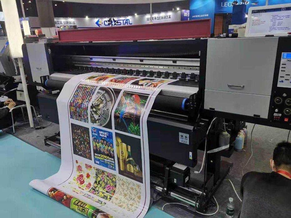 Офсетная печать(Самоклейки,картонные коробки,флаеры и дор хангеры)