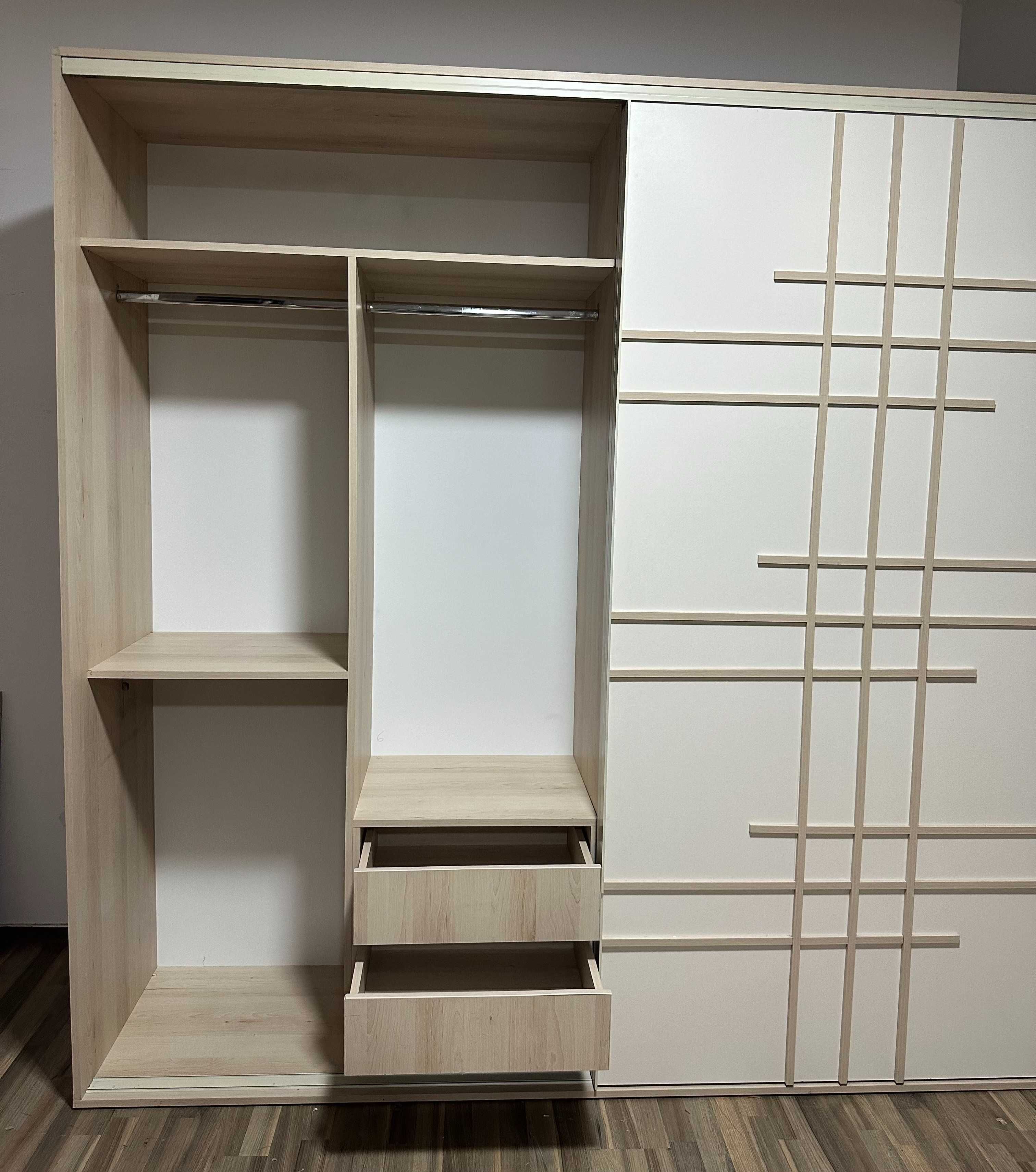 Dressing cu 2 usi glisante; Dulap cu raft si sertare; Sifonier cu bara