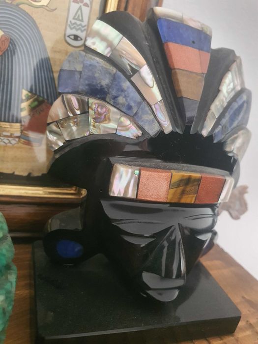 Маска от естествени камъни Мексико