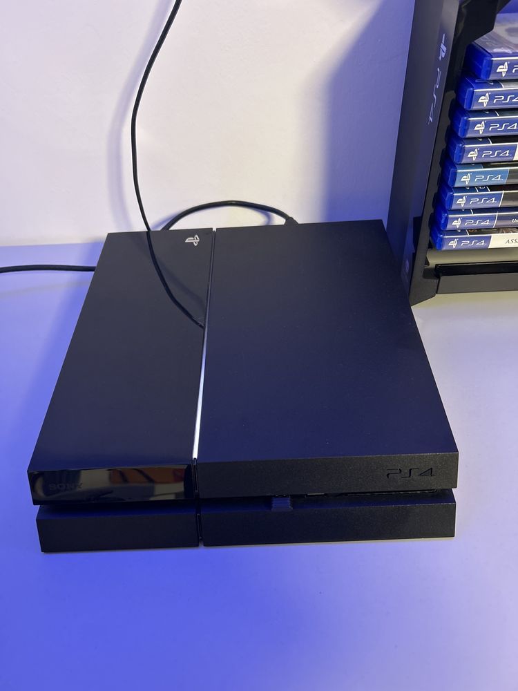 PS 4 500 GB cu 8 jocuri