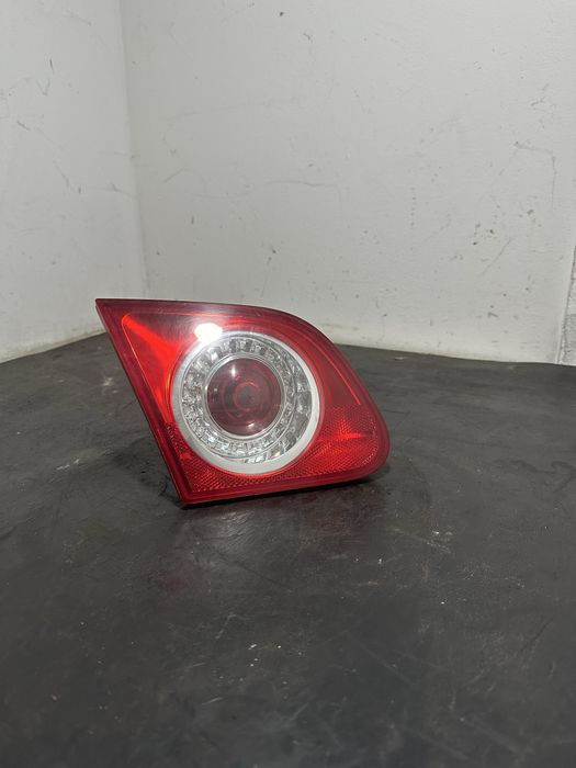 Stop stanga spate portbagaj Volkswagen Vw Passat B6