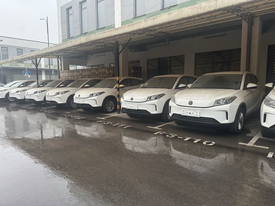 Сдам в сухую аренду Dongfeng Landian электромобиль скидка для такси