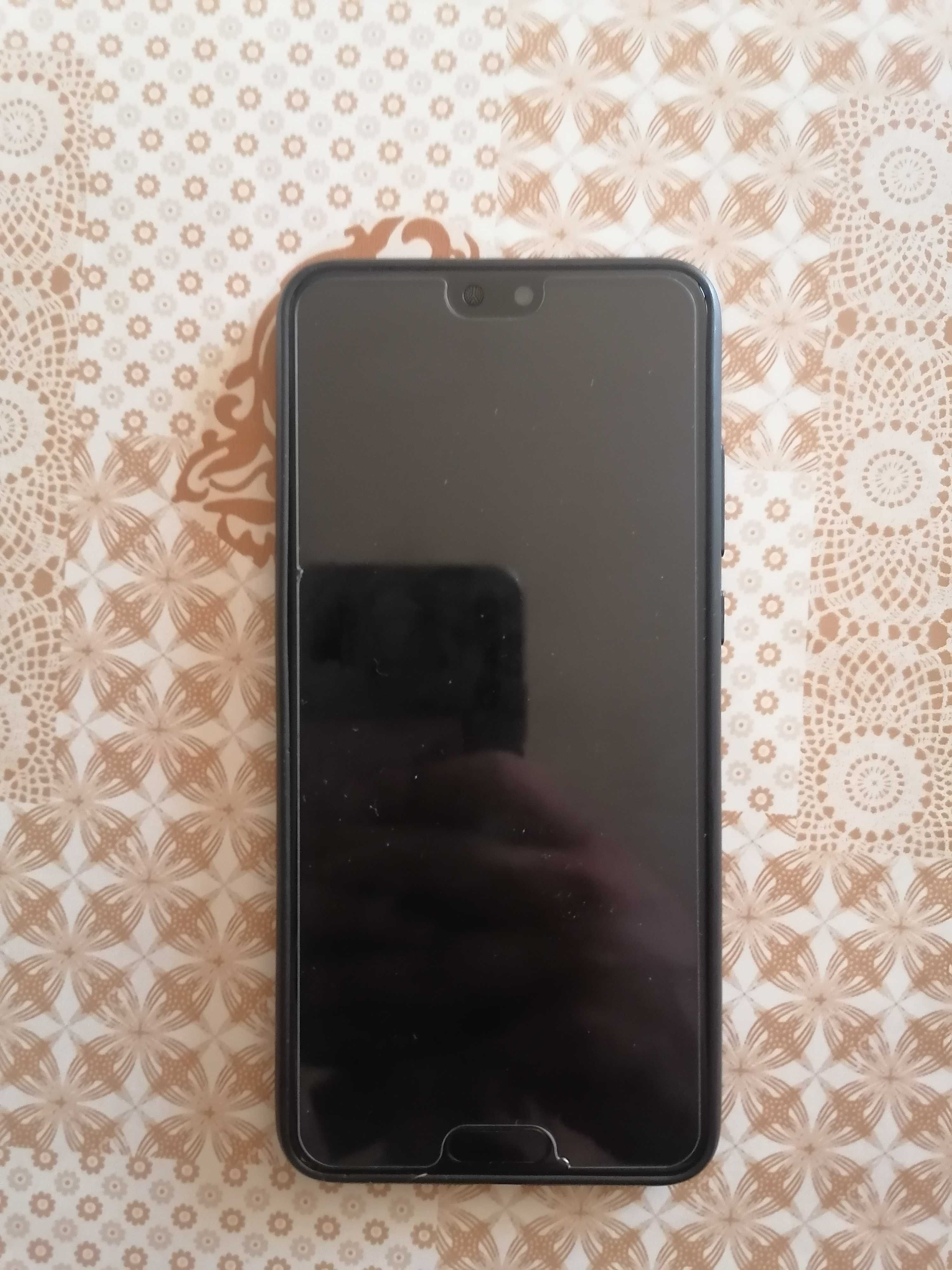 Huawei P20 64Гб.