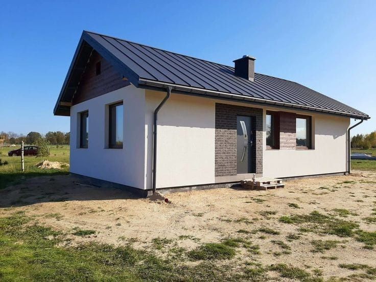 Casa, garaje auto, containere pe structura metalica si panou sandwich