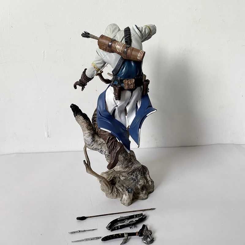 Figurina Connor the Hunter, Assassin's Creed, 28 cm