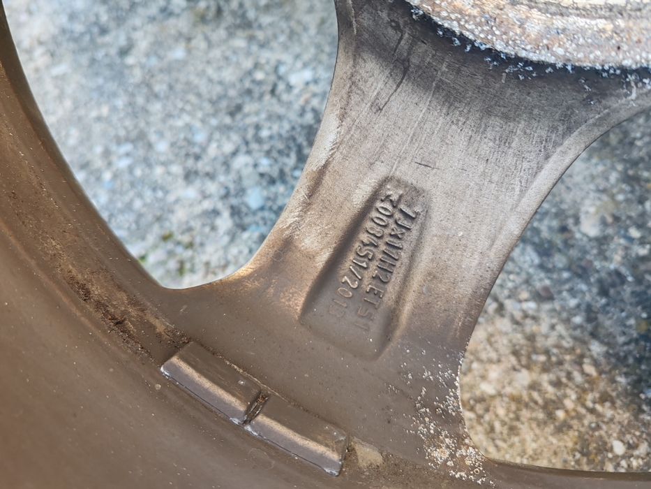 Мерцедес 225/55/17 цола, Mercedes W447