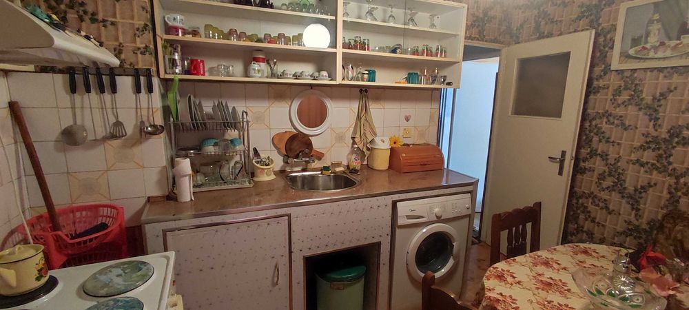 Продава се Четиристаен апартамент в с. Гложене, Област Враца - 76 кв.м за 869 €/кв.м - Снимка #12