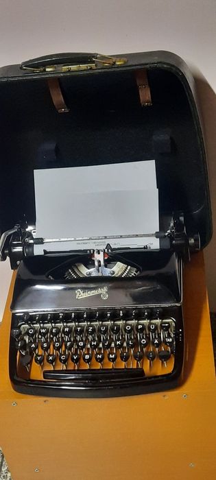 Mașină de scris Rheinmetall