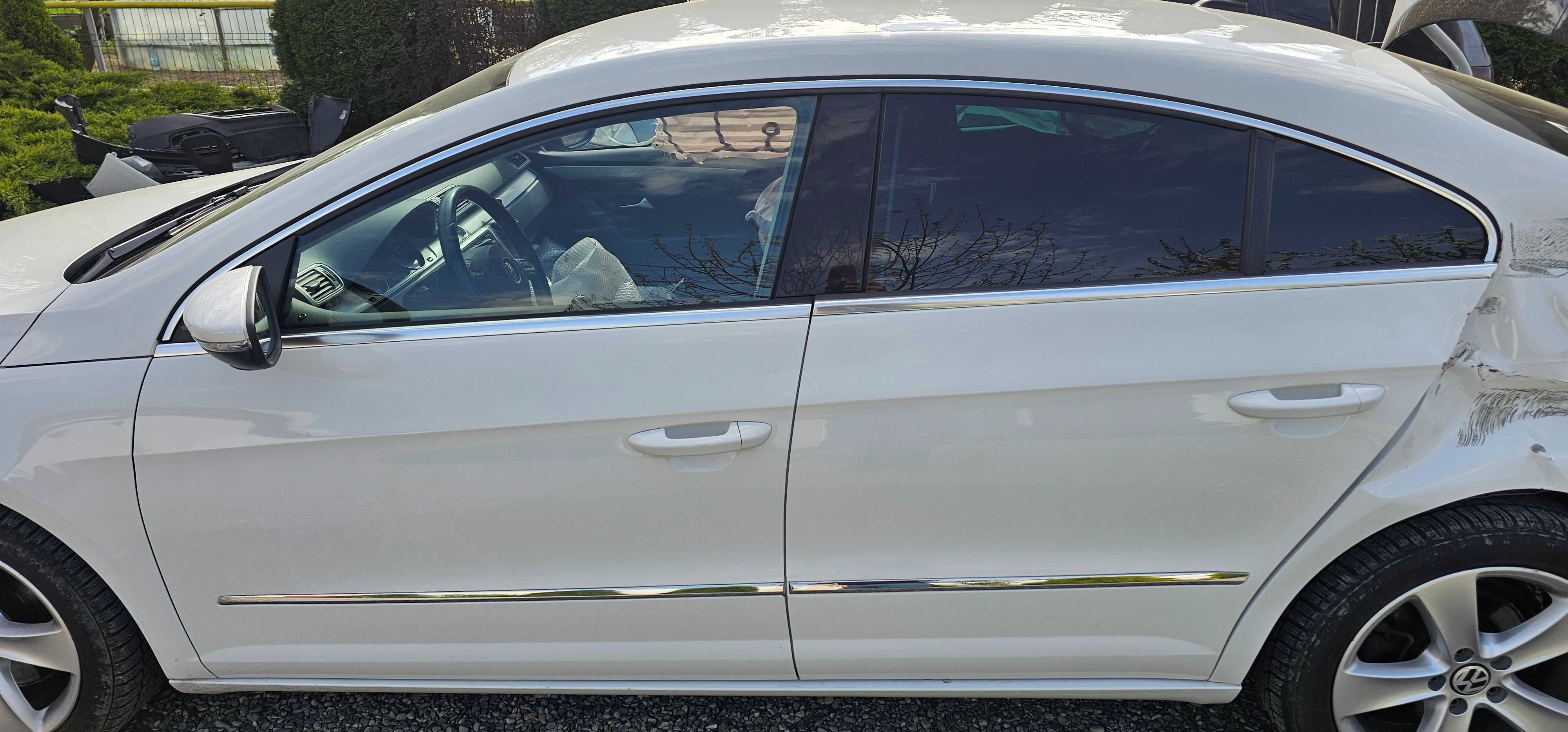 Usa stanga fata Vw Passat CC 2009 / 2010 2011 / 2012 / 2013 2014