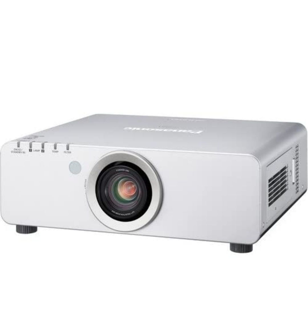 Videoproiector pentru evenimente Panasonic PT-DW640US nou in cutie