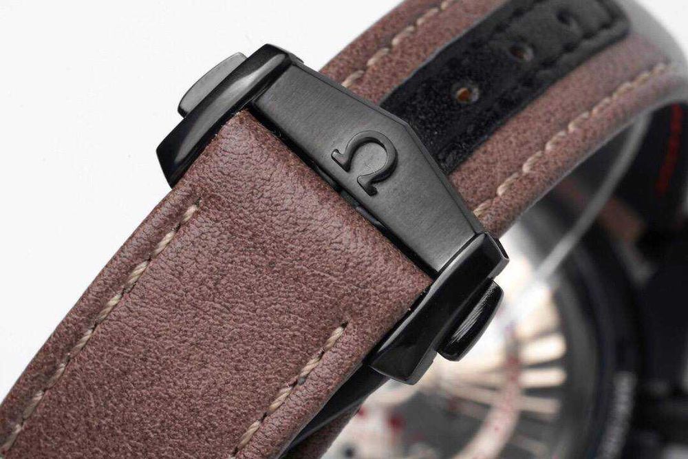 omega speedmaster darkside of the moon