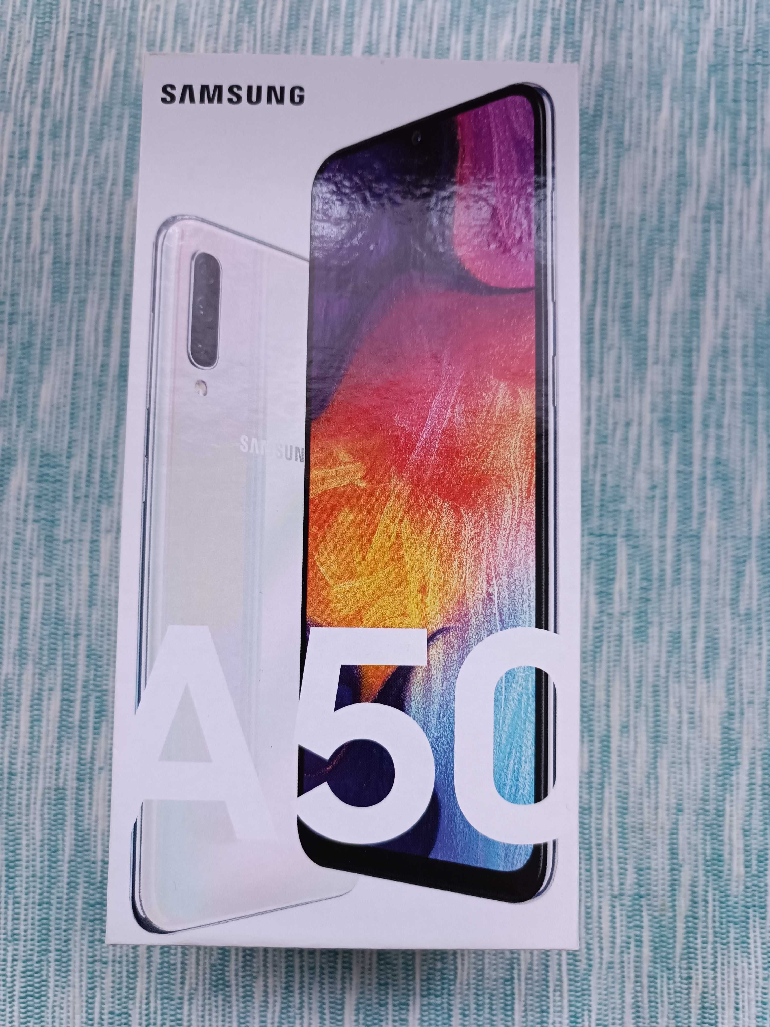 Телефон Samsung Galaxy A50