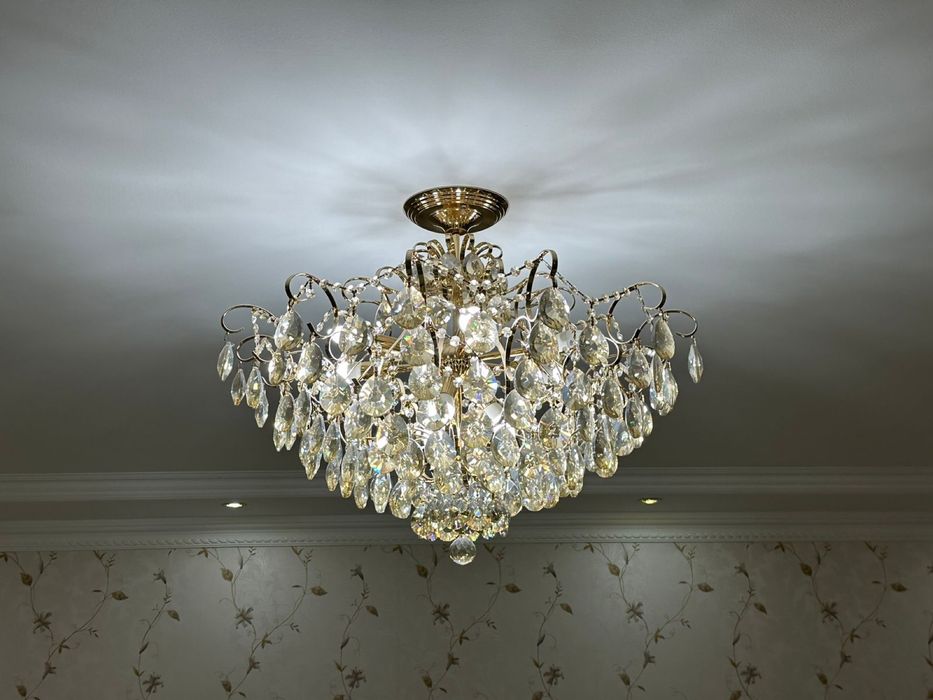 Продам  люстру недорого