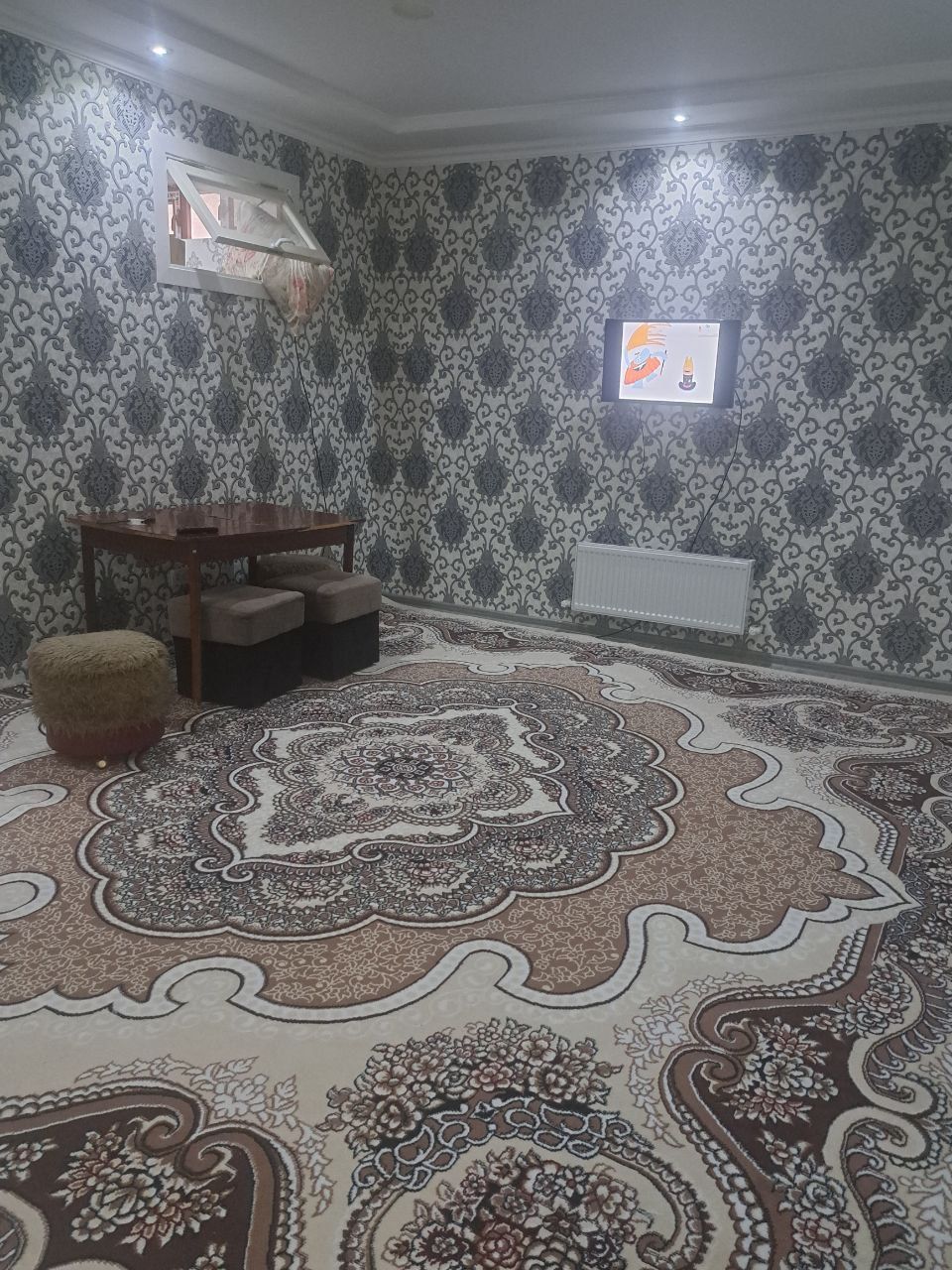 Tezda 2 Xonali kvartira Ijaraga beriladi polu padval